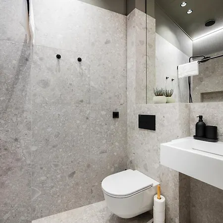 Appartamento Newly Furnished Town Hall By Reside Baltic