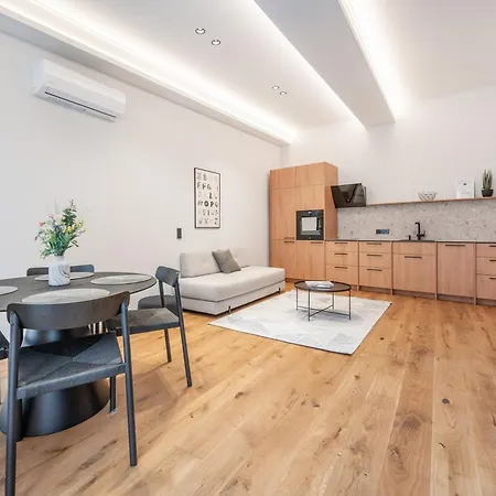 Newly Furnished Town Hall By Reside Baltic *