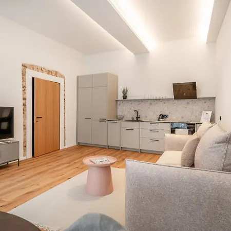 Newly Furnished Town Hall By Reside Baltic * Vilnius