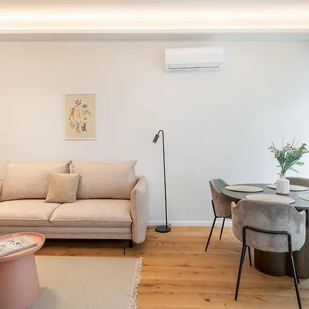 Newly Furnished Town Hall By Reside Baltic *