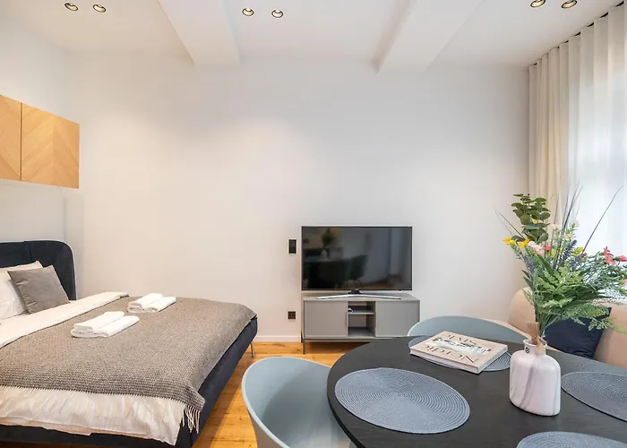 Newly Furnished Town Hall By Reside Baltic