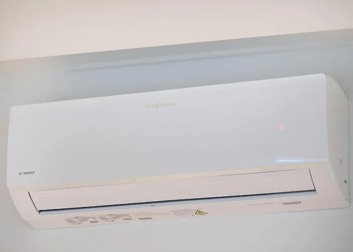 Appartamento Newly Furnished Town Hall By Reside Baltic *