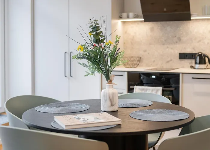 Newly Furnished Town Hall By Reside Baltic * ヴィリニュス