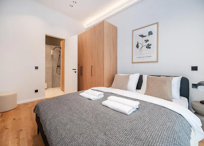 Newly Furnished Town Hall By Reside Baltic * ヴィリニュス