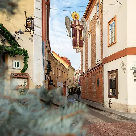 Апартаменты Newly Furnished Town Hall By Reside Baltic Вильнюс