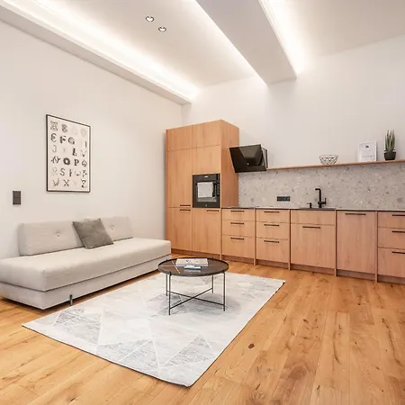 Апартаменты Newly Furnished Town Hall By Reside Baltic