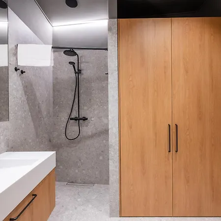 Apartamento Newly Furnished Town Hall By Reside Baltic